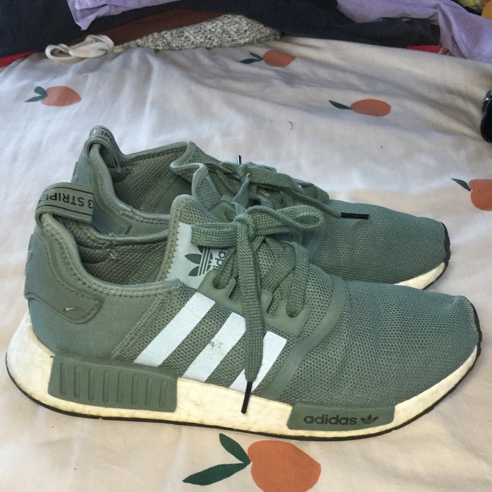 size 10 Adidas NMD_R1
